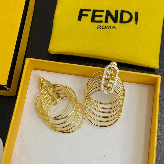 Fendi FF Logo Boucles d'oreilles Cristal Multi-Hoop 4