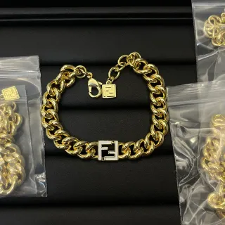 Fendi FF Logo Curb-Link Gold-Tone Bracelet