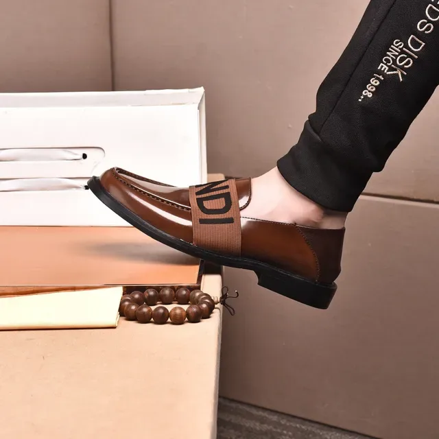Fendi Logo Strap Loafer Marron Noir Cuir Poli Elastique Loafer 6