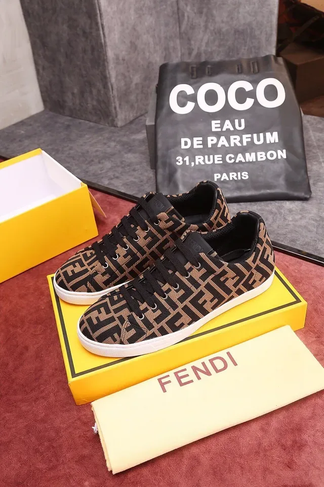 Fendi Monogram Textil Low-Top Lifestyle Tênis 6