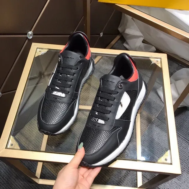 Fendi Run Away noir rouge blanc sneakers lifestyle 4