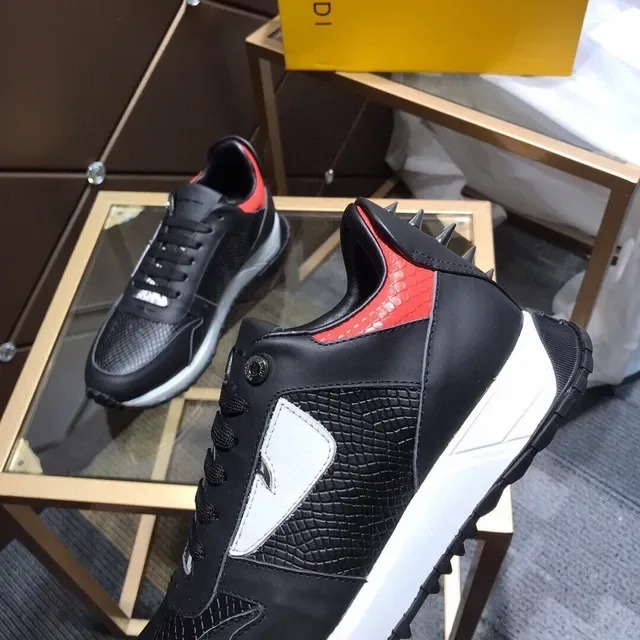 Fendi Run Away noir rouge blanc sneakers lifestyle 5