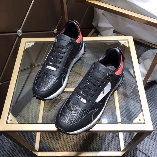 Fendi Run Away noir rouge blanc sneakers lifestyle 8