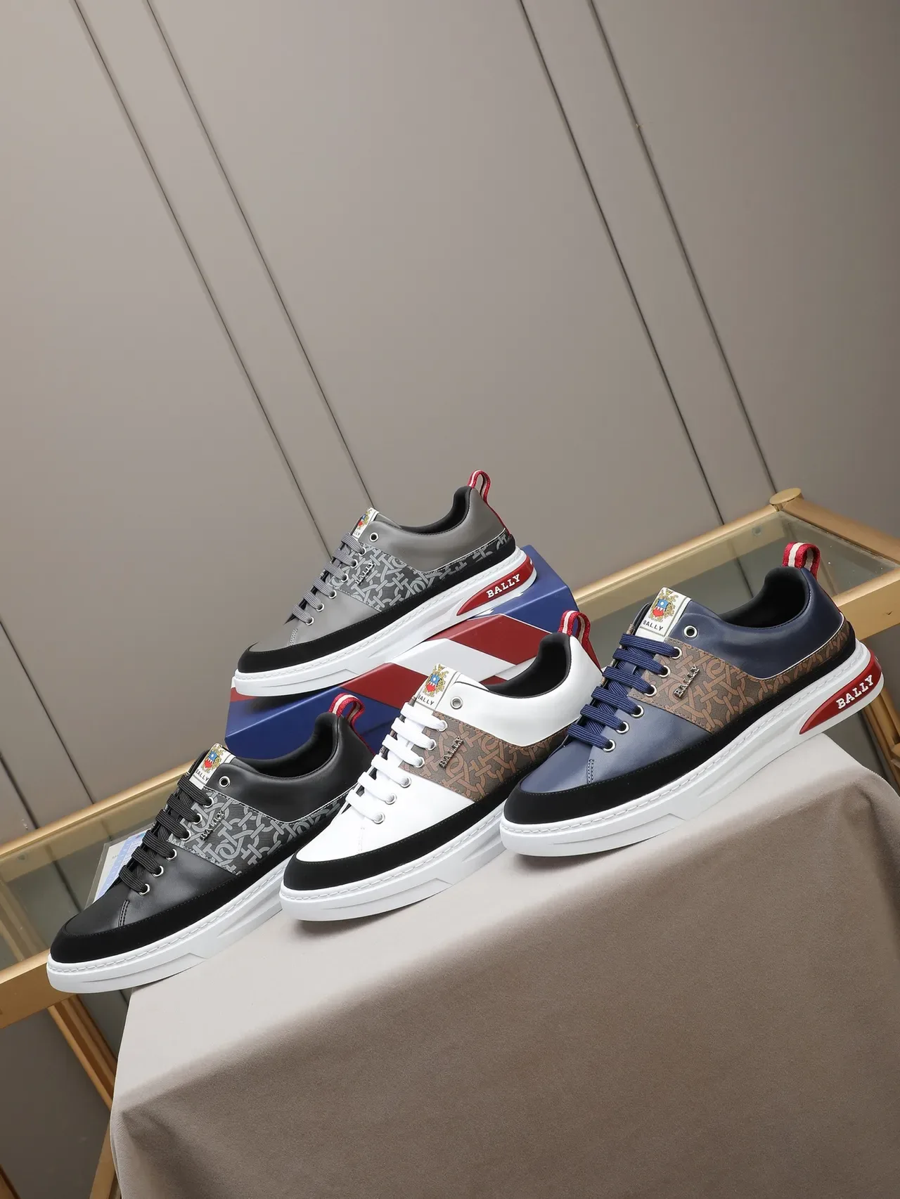Bally Gray Black Low-Top Mixed-Material Upper Sneakers 2