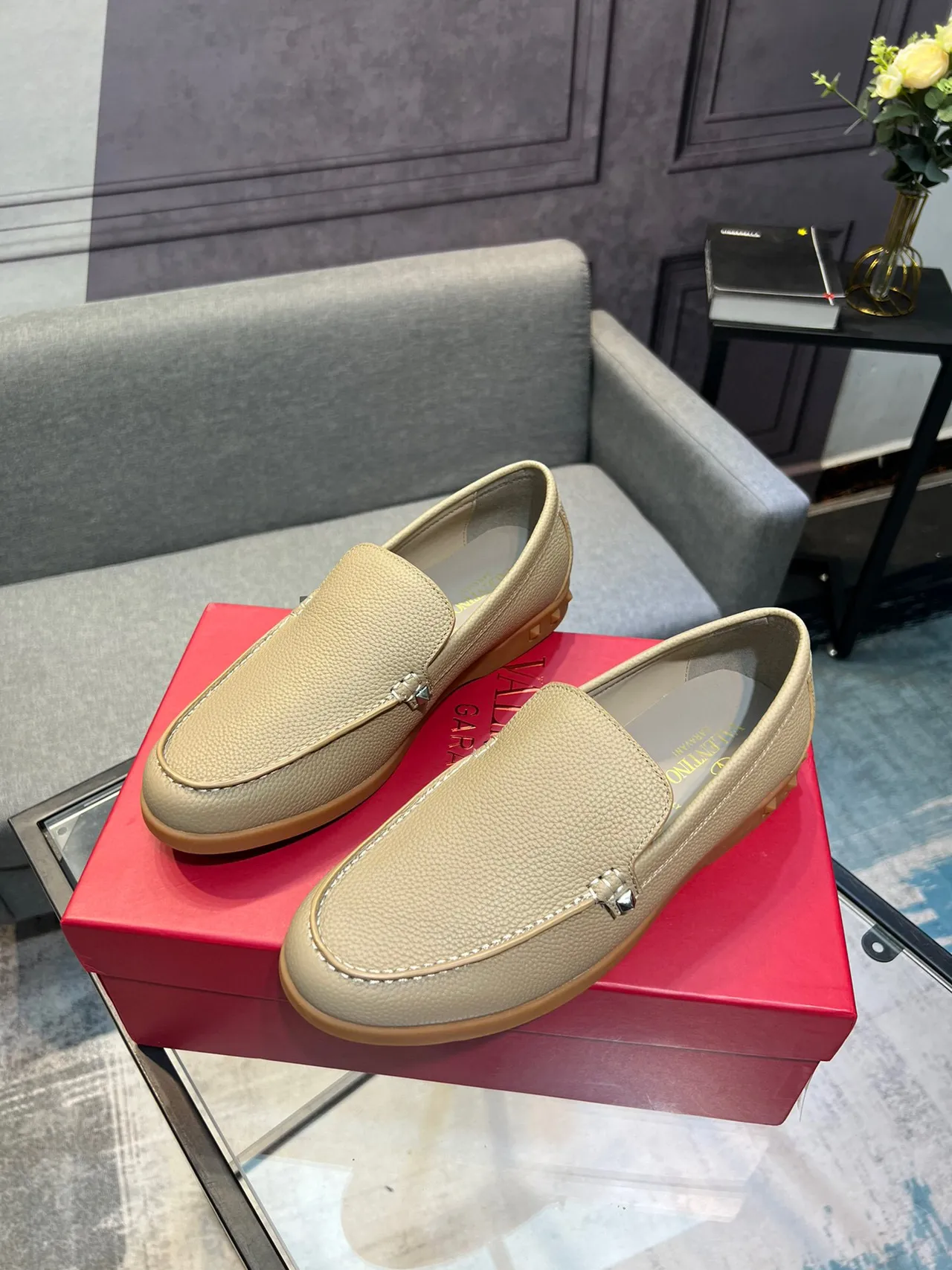 Beige Brown Pebbled Leather Metal Hardware Accent Loafer 3