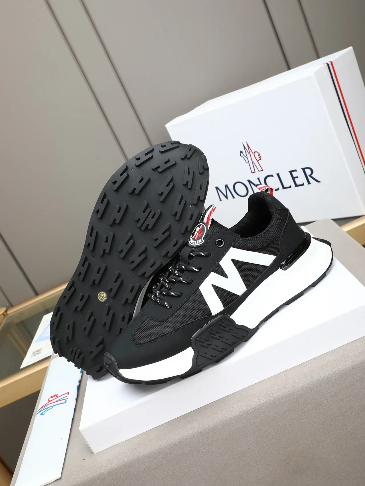 Black and White Geometric Logo Lifestyle Sneakers 4