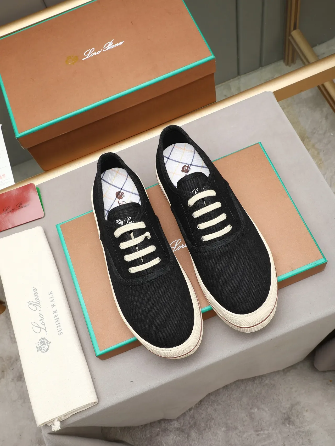 Black Beige Upper Creme Rubber Sole Canvas Shoes 3