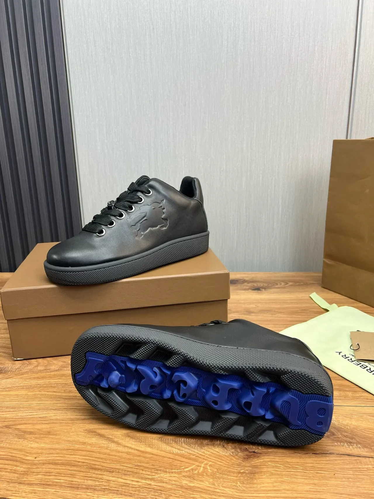 Black Embossed Motif Low-Top Sneaker 8