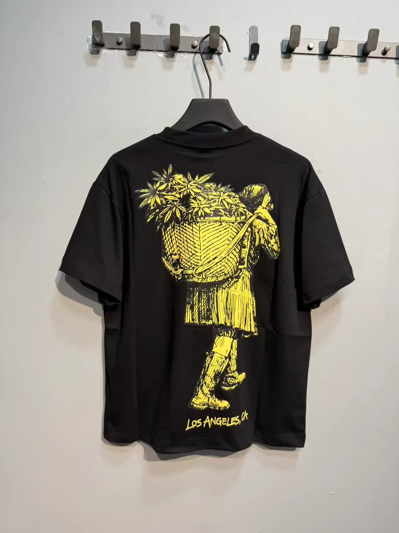 Black Graphic-Print Oversized Double-Sided Art T-Shirt 3