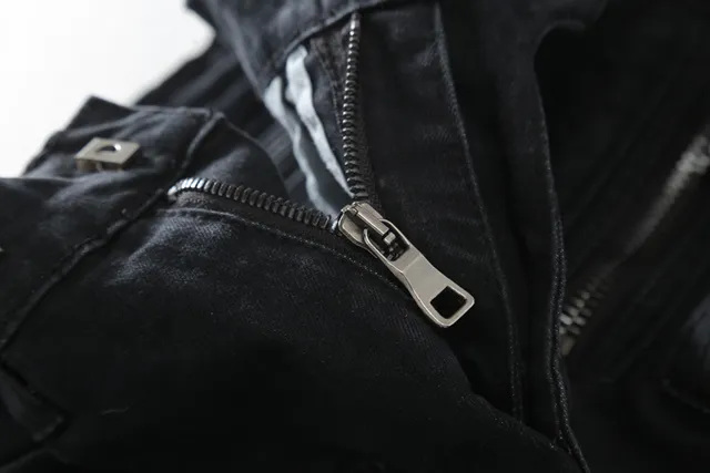 Pantalon jean moto-style à panneaux zippés noir 14