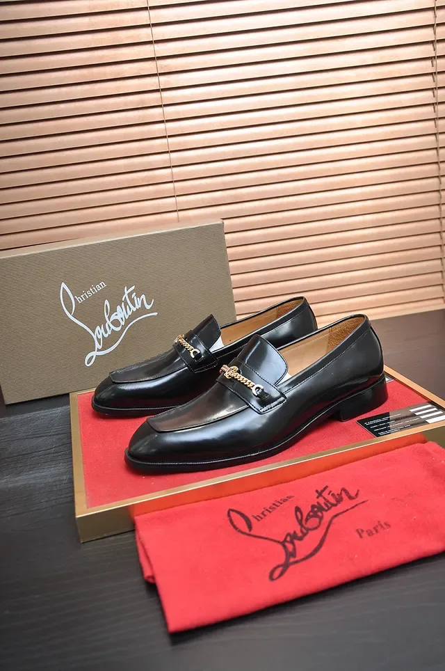 Black Polished Leather Chain-Strap Loafer 4