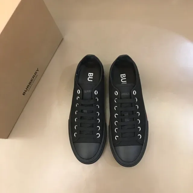 Black Red Canvas Upper Rubber Toe Cap Sneakers 8