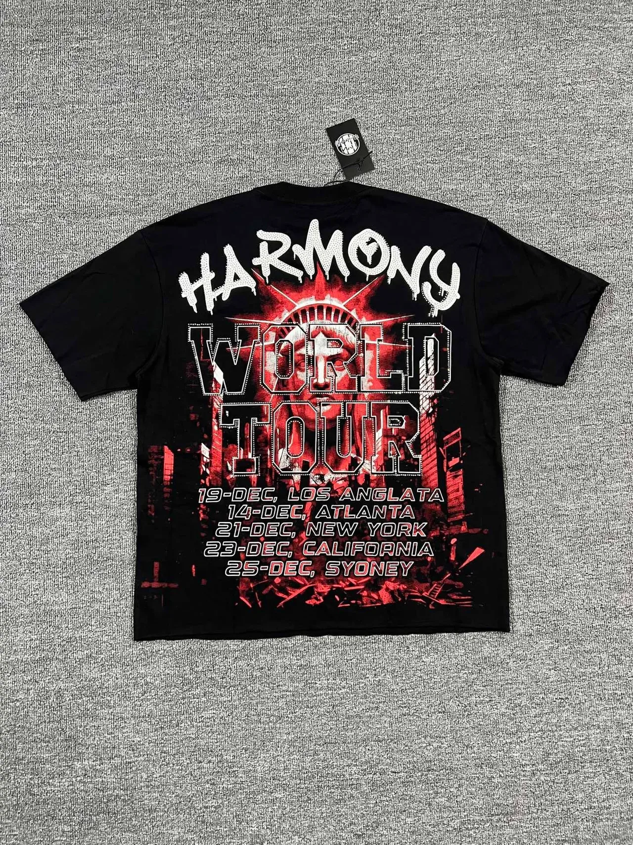 Black Red White Graphic-Print Crew-Neck Short-Sleeve T-Shirt 3