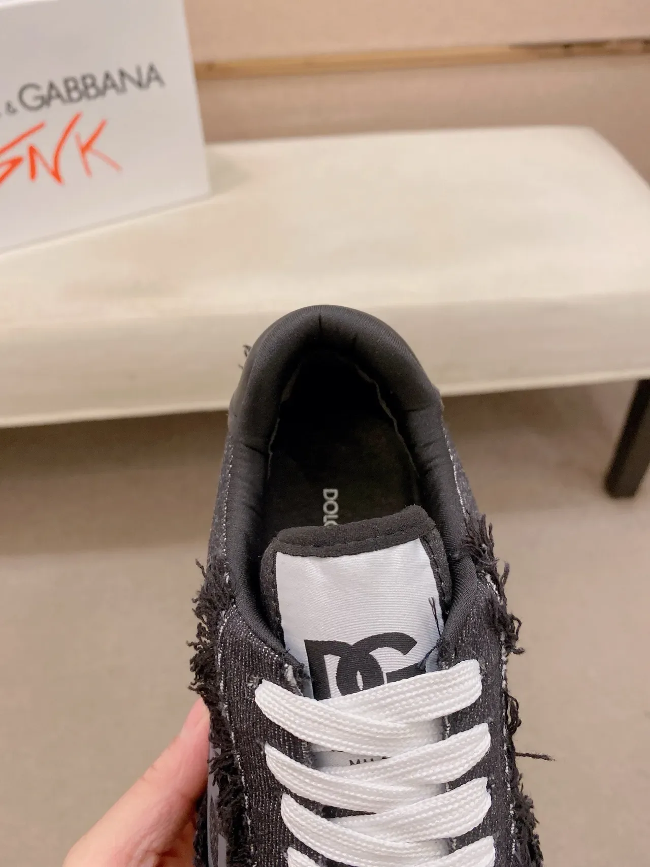 Black White Denim-Textured Upper Frayed Edge Detailing Sneakers 4