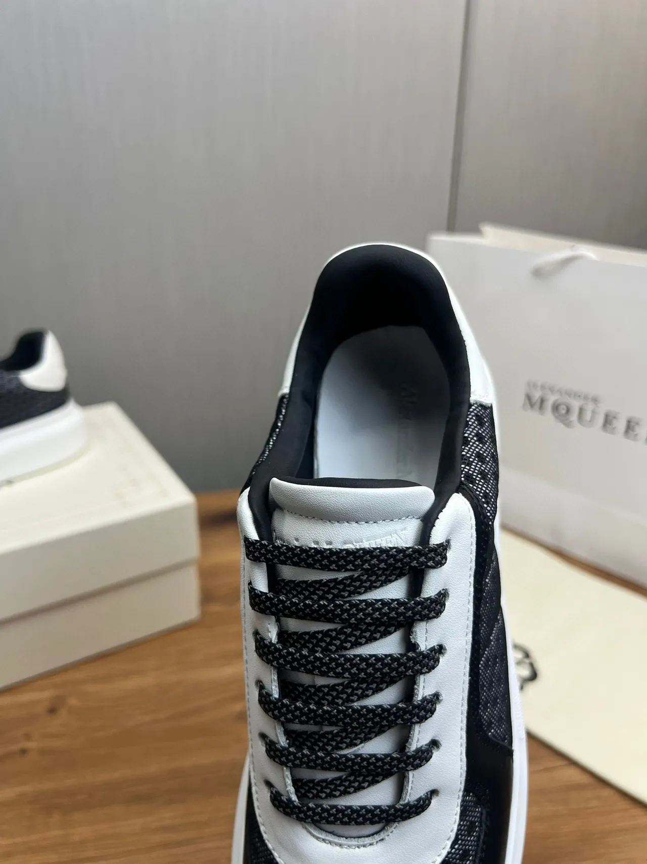 Black White Platform Sole Perforated Mesh Sneakers 2