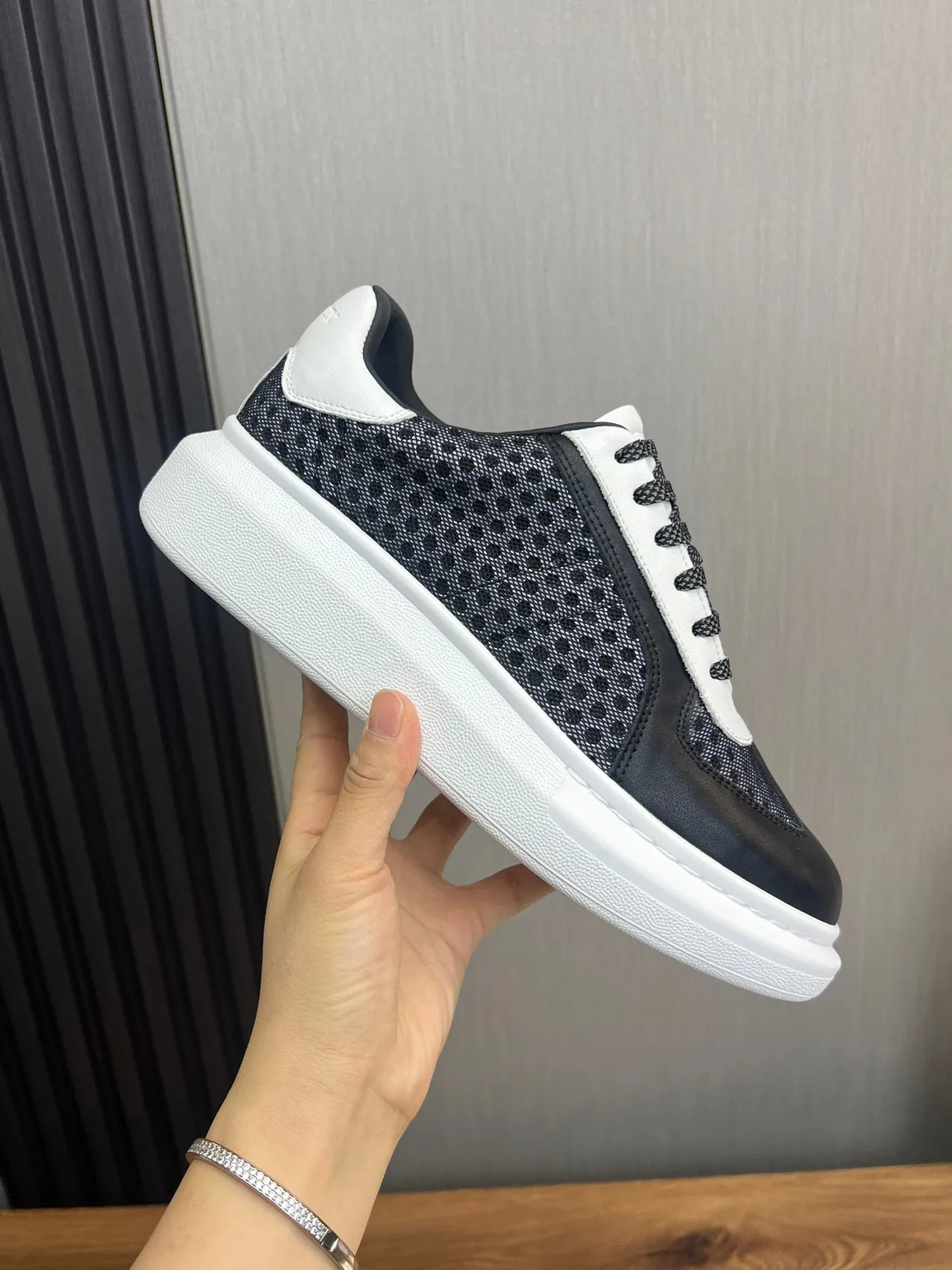 Black White Platform Sole Perforated Mesh Sneakers 4