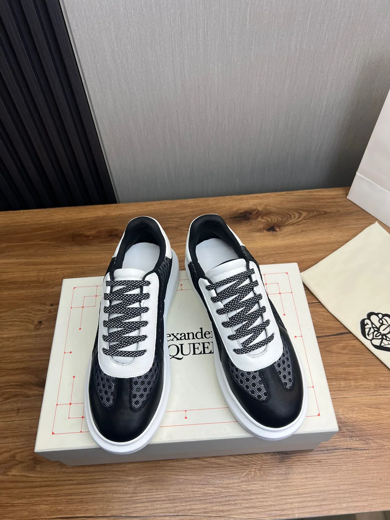 Black White Platform Sole Perforated Mesh Sneakers 6