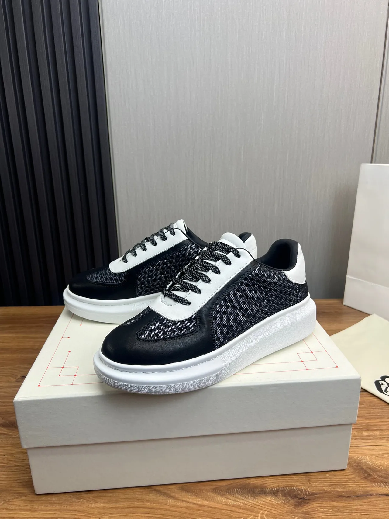 Black White Platform Sole Perforated Mesh Sneakers 9