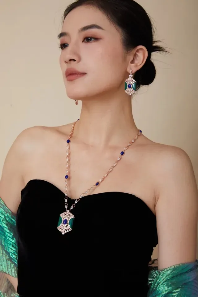 Blue Green Rose Gold-Tone Link Chain Cabochon Stones Necklace 2