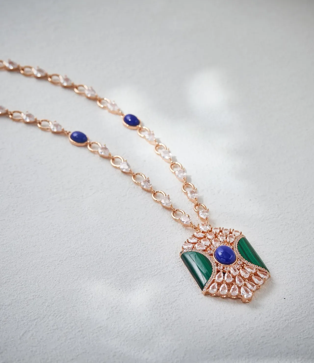 Blue Green Rose Gold-Tone Link Chain Cabochon Stones Necklace 6