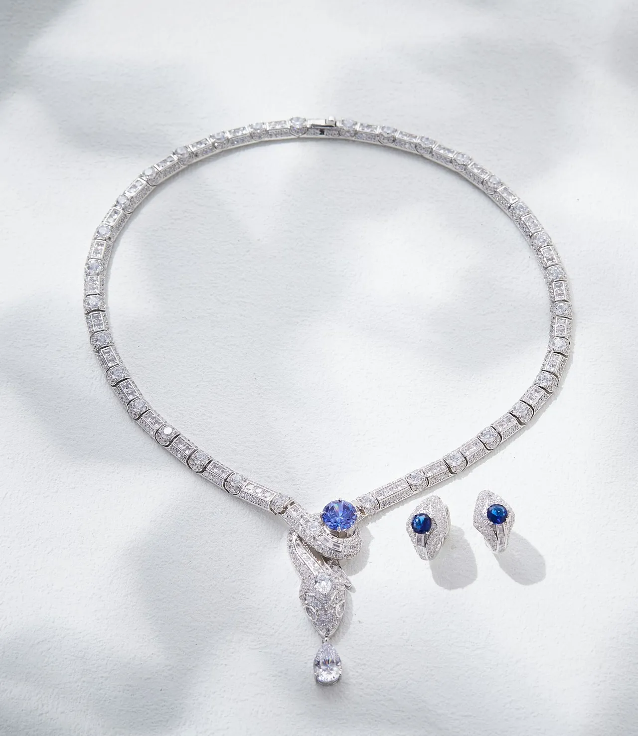 Blue Silver Pavé-Set Geometric Halo Ring 3