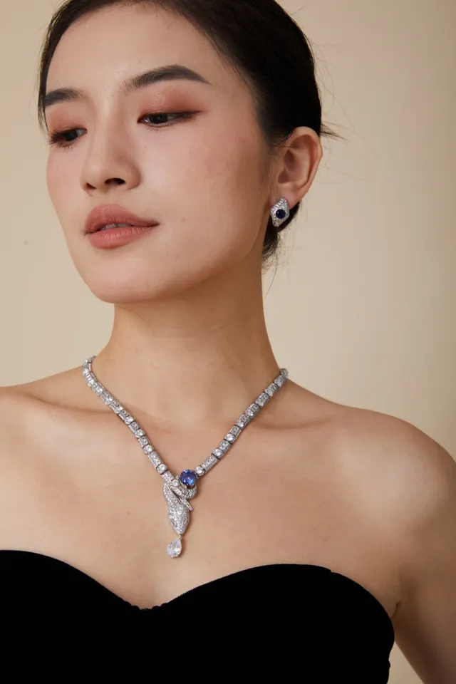Blue Silver Pavé-Set Geometric Halo Ring 4