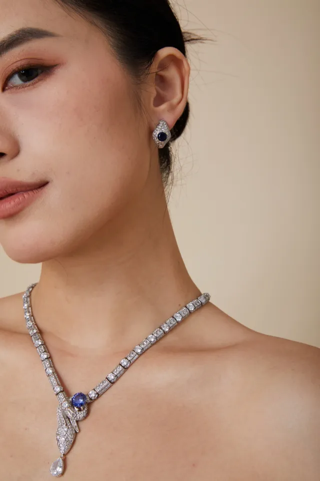 Blue Silver Pavé-Set Geometric Halo Ring 8