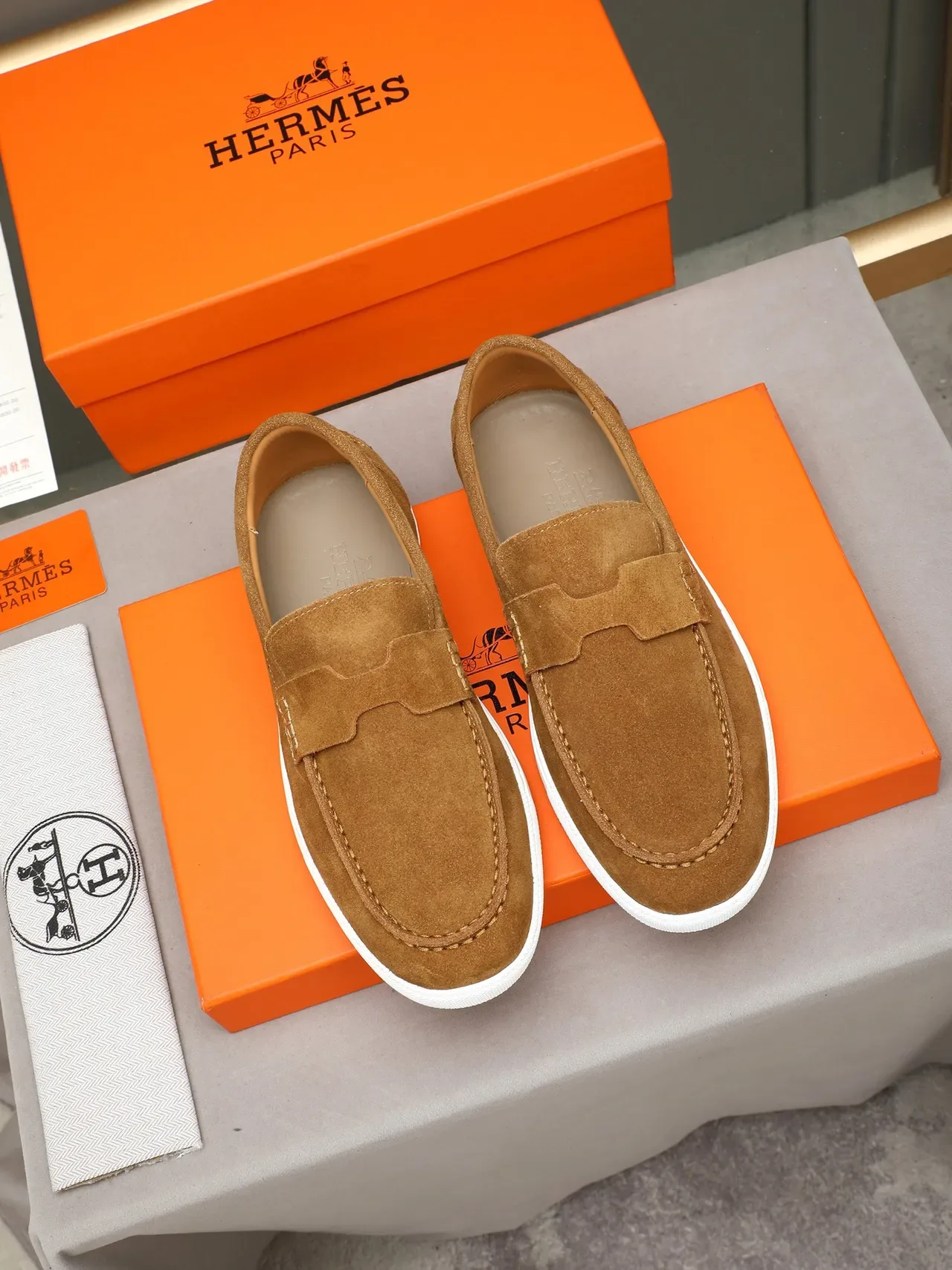 Brown White Suede Upper Moc-Toe Stitching Loafer 2