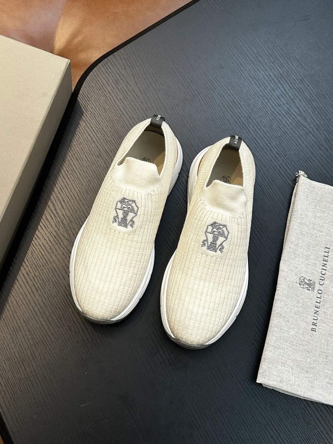 Brunello Cucinelli Ribbed Knit Slip-On Casual Shoes 3