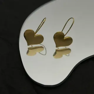 Brushed Gold Heart-Shaped Dangling Earrings