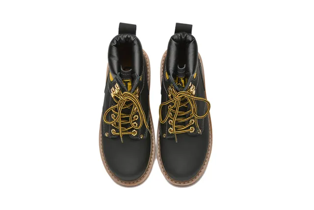 Caterpillar Work Boot Tan Leather Padded Collar Rugged Lug Sole Work Boots 8