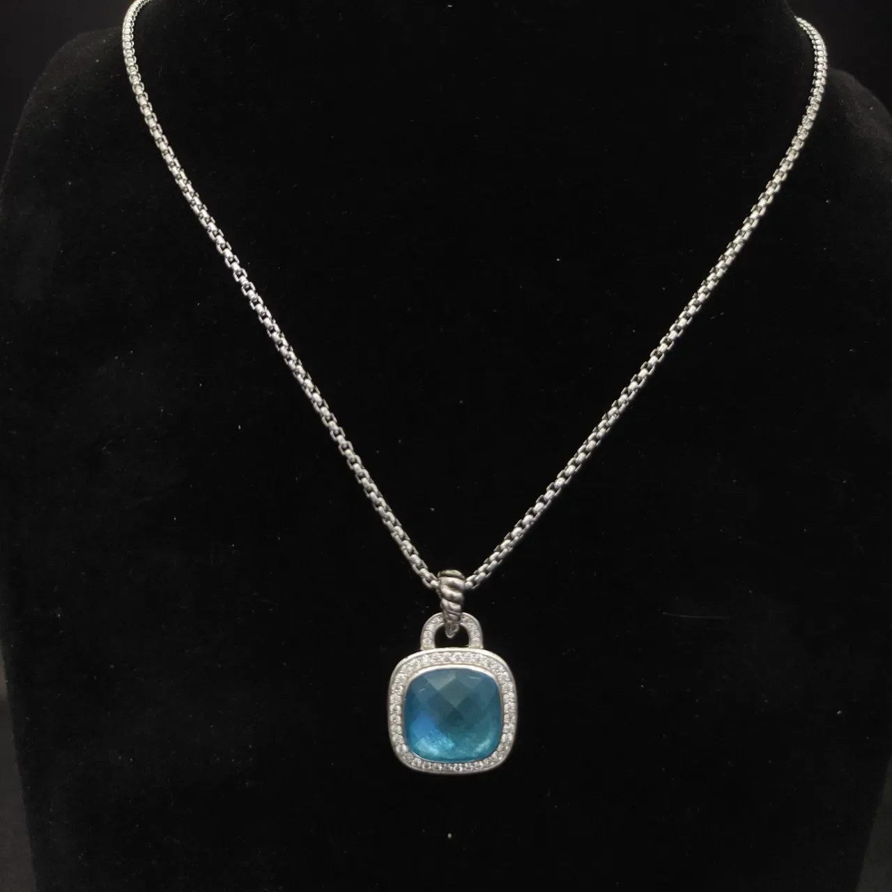 Cushion-Cut Blue Stone Halo Pendant Necklace 6