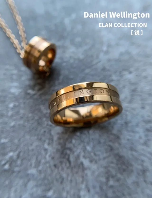 Daniel Wellington Engraved Rose Gold Minimalist Ring 7