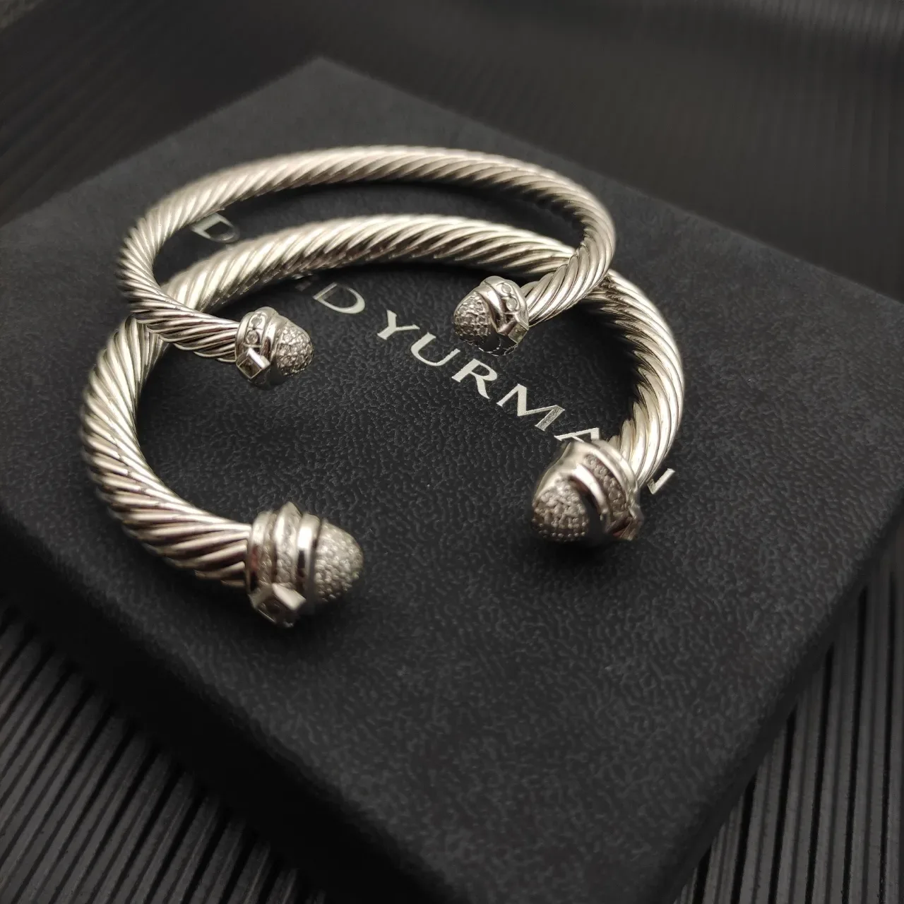 David Yurman Cable Classics Silver Beige Twisted Pavé Diamond End Caps Bracelet 5