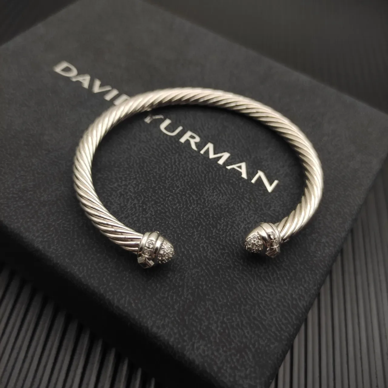 David Yurman Cable Classics Silver Beige Twisted Pavé Diamond End Caps Bracelet 6
