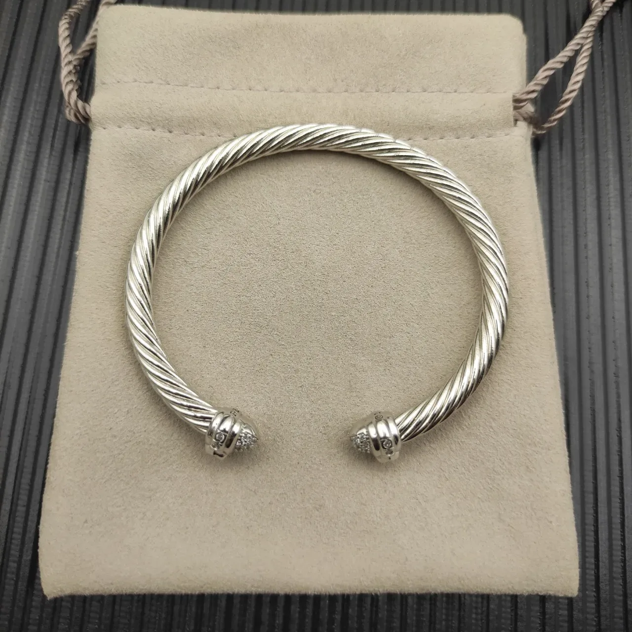 David Yurman Cable Classics Silver Beige Twisted Pavé Diamond End Caps Bracelet 9
