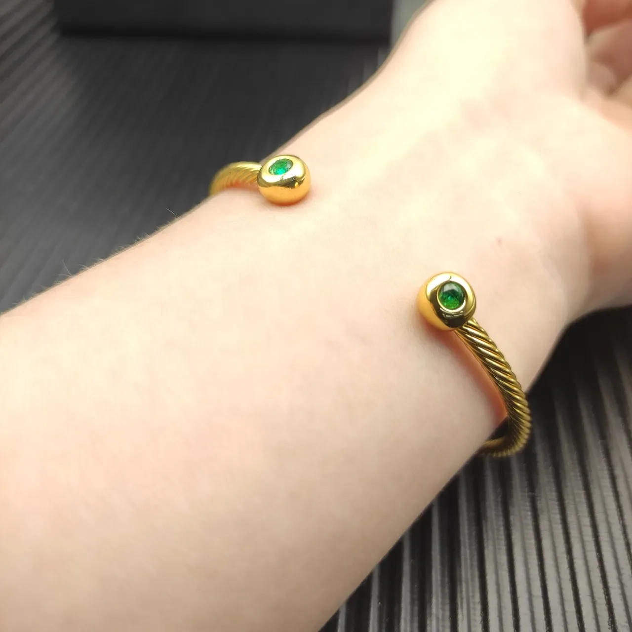 David Yurman Gold Green Twisted Cable Band Spherical Bezel-Set Gemstones Bracelet 9