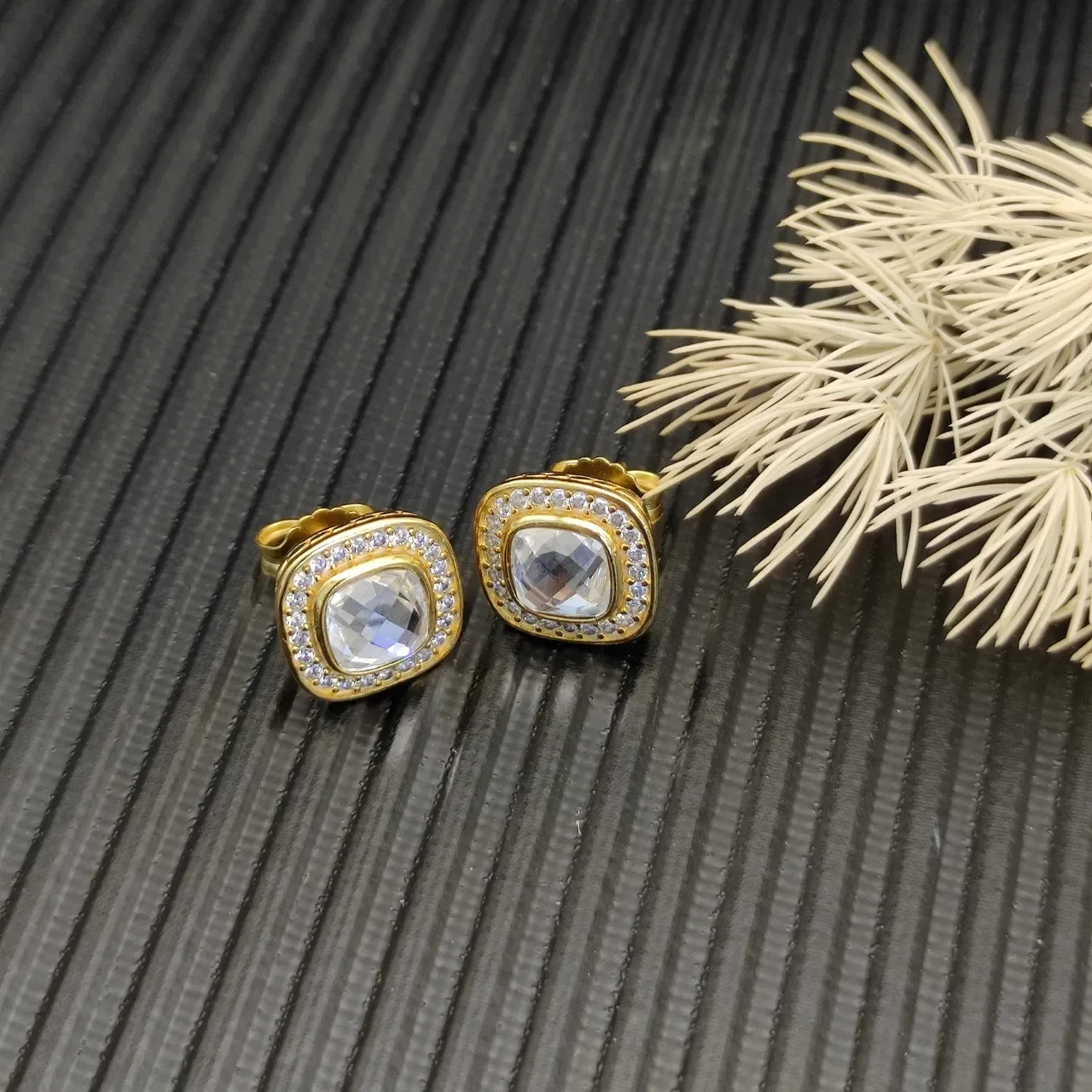 David Yurman Gold-Tone Cushion-Cut Pavé Halo Stud Earrings 6