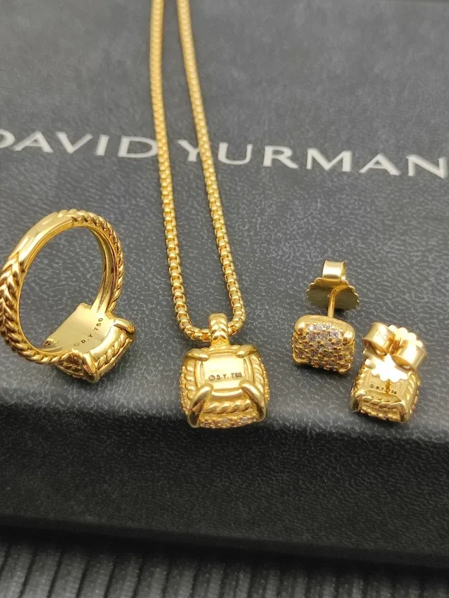 David Yurman Gold-Tone Pavé Square Stud Earrings 3
