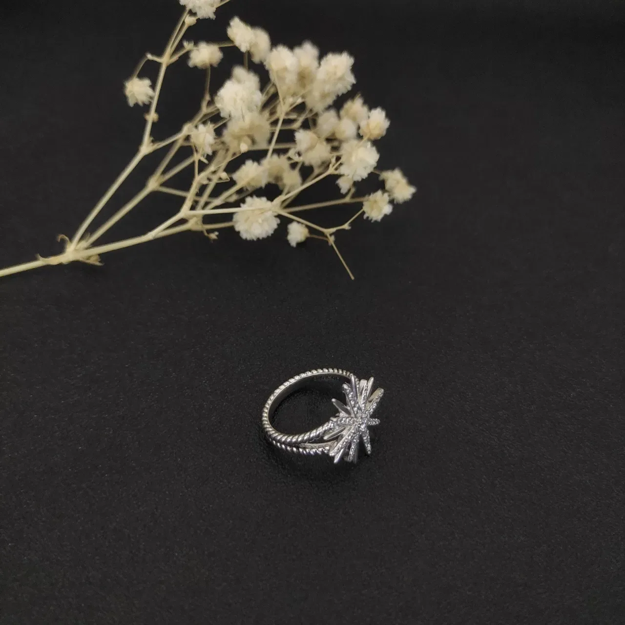 David Yurman Starburst Silver Beige Motif Pavé-Set Stones Ring 5