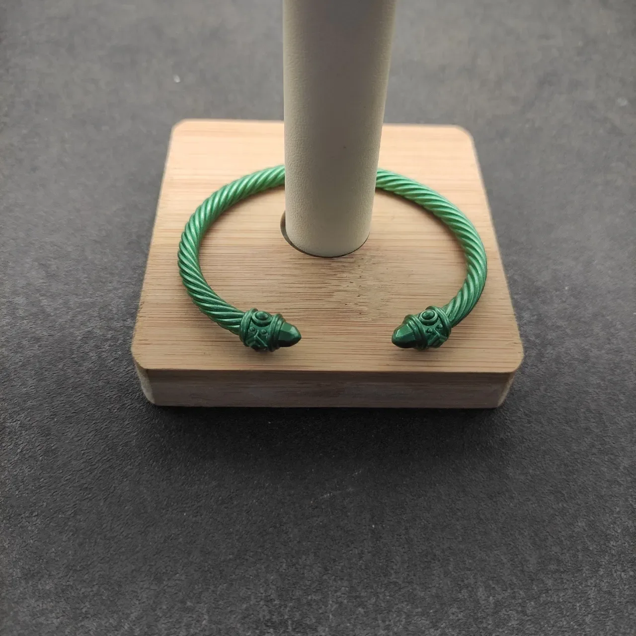 David Yurman Twisted Cable Green Enamel Bracelet 7
