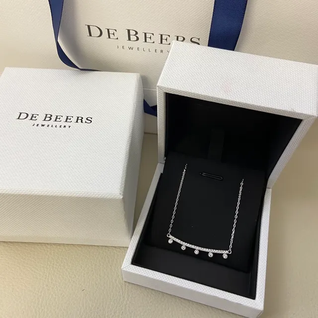 DE BEERS Silver Gold Horizontal Bar Pendant Pavé-Set Center Section Necklace 4