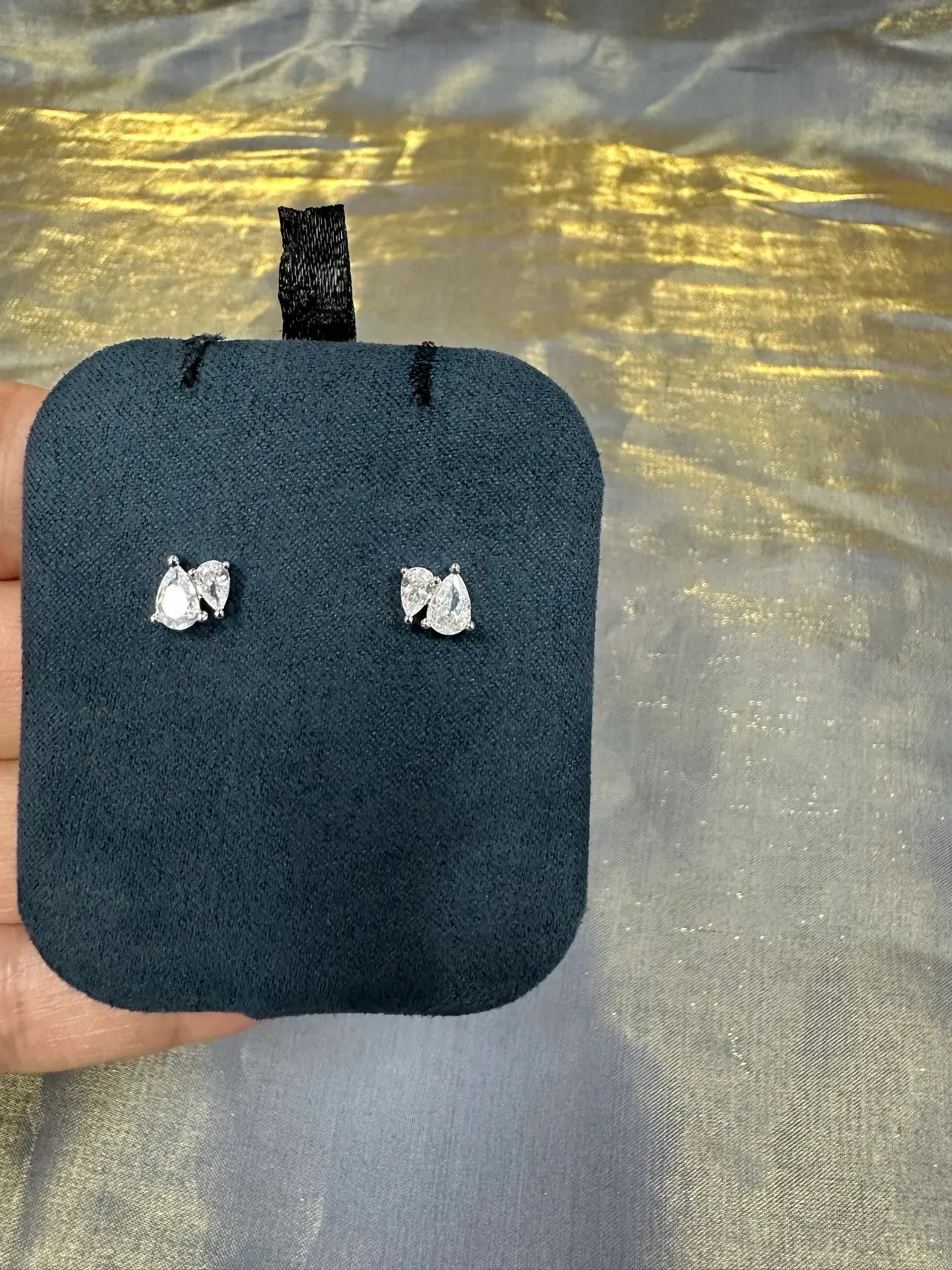 Faceted Clear Stone Gold-Tone Stud Earrings 7