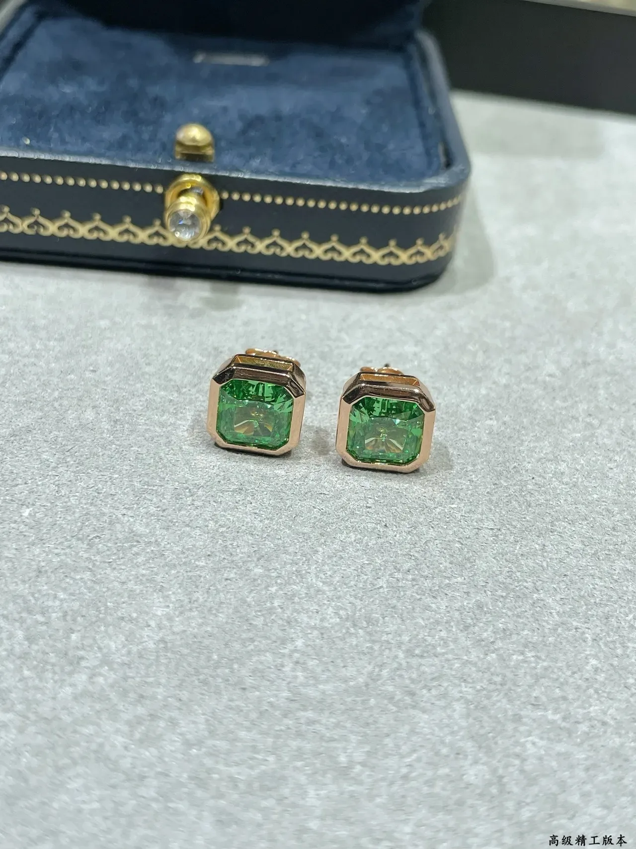 Faceted Green Octagonal Bezel-Set Stud Earrings 5