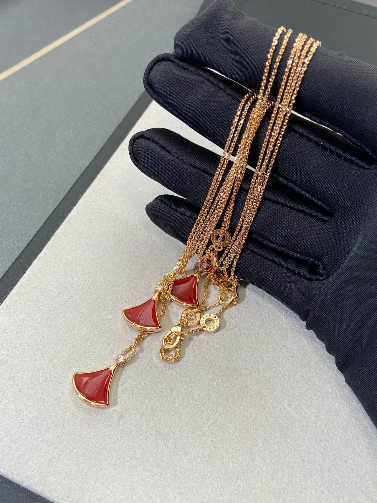 Fan-Shaped Red Enamel Gold-Tone Pendant Necklaces 2
