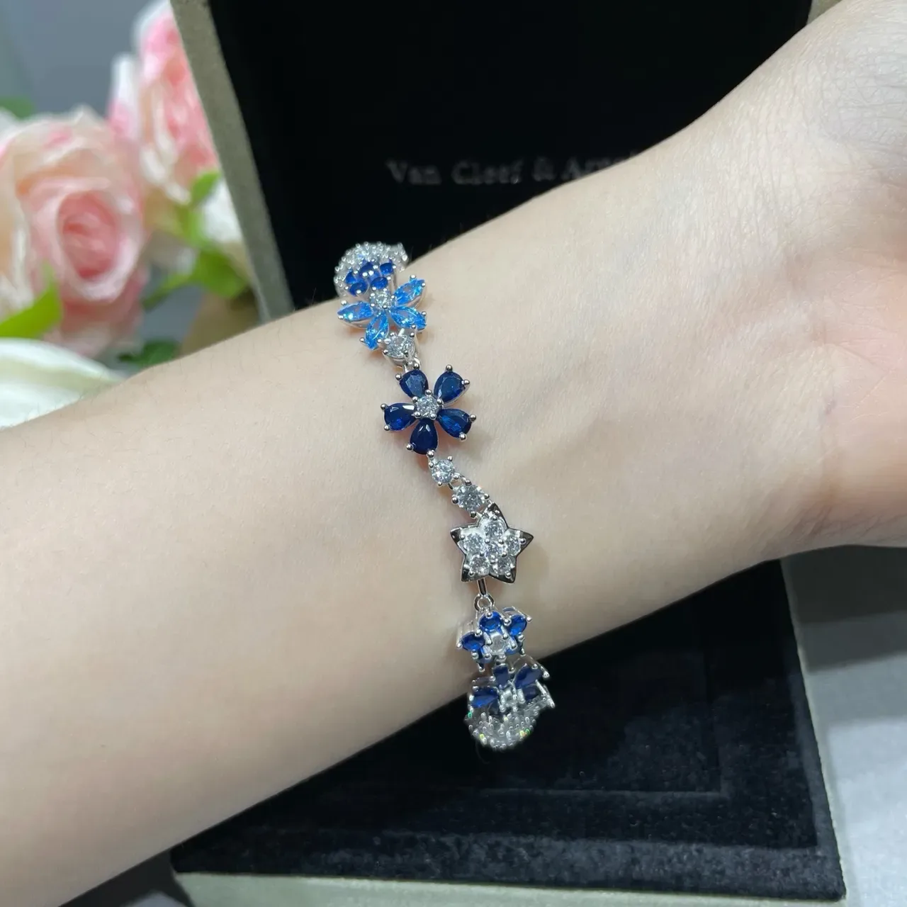 Floral and Star Motif Blue and Clear Stone Bracelet 7