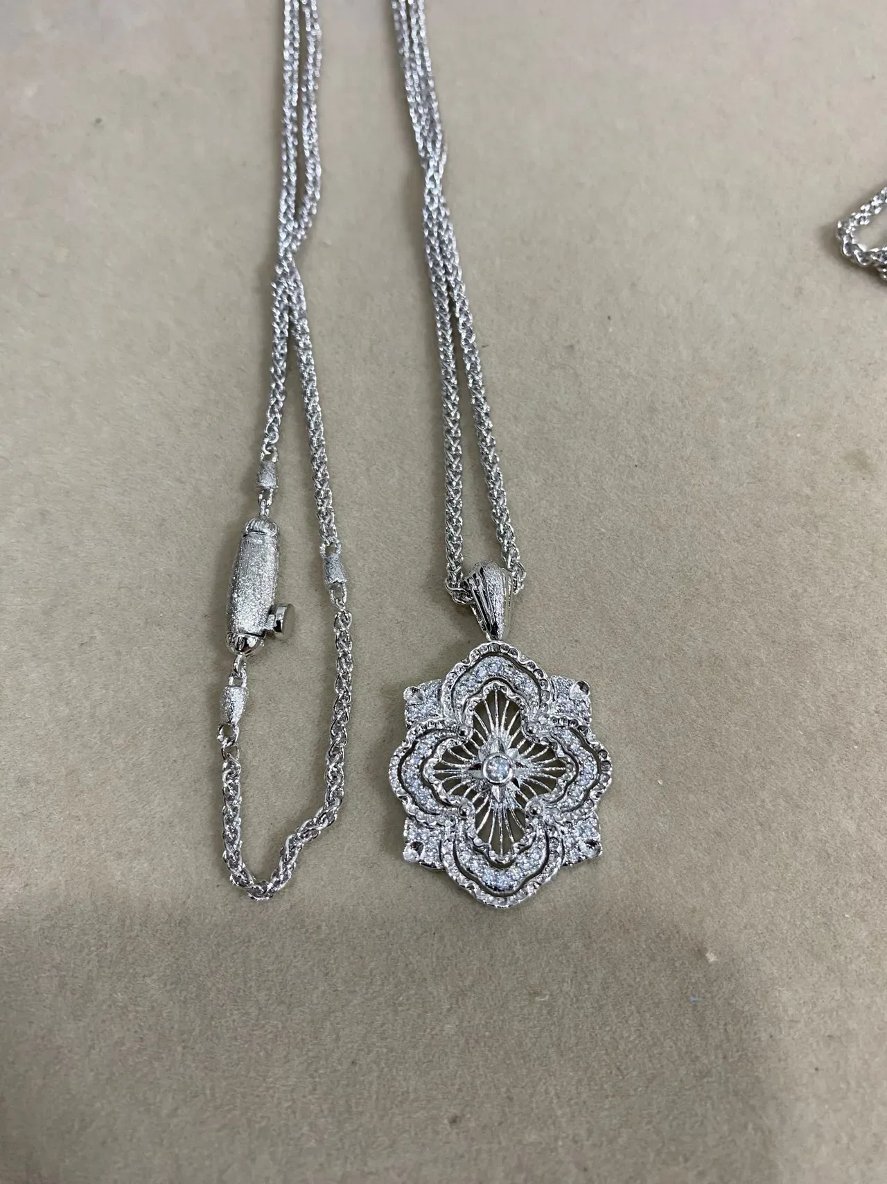 Floral Quatrefoil Pavé Pendant Necklace 6