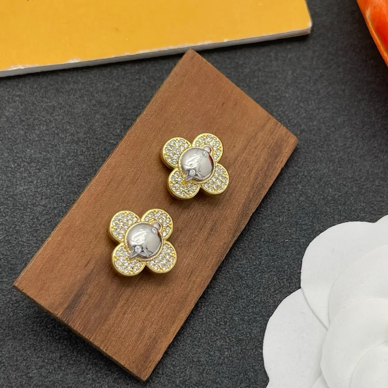 Flower-Shaped Pavé-Set Two-Tone Stud Earrings 6