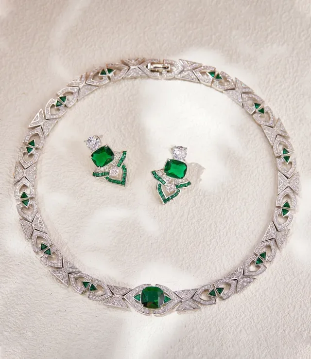 Geometric Pavé Diamond and Emerald Necklace 7
