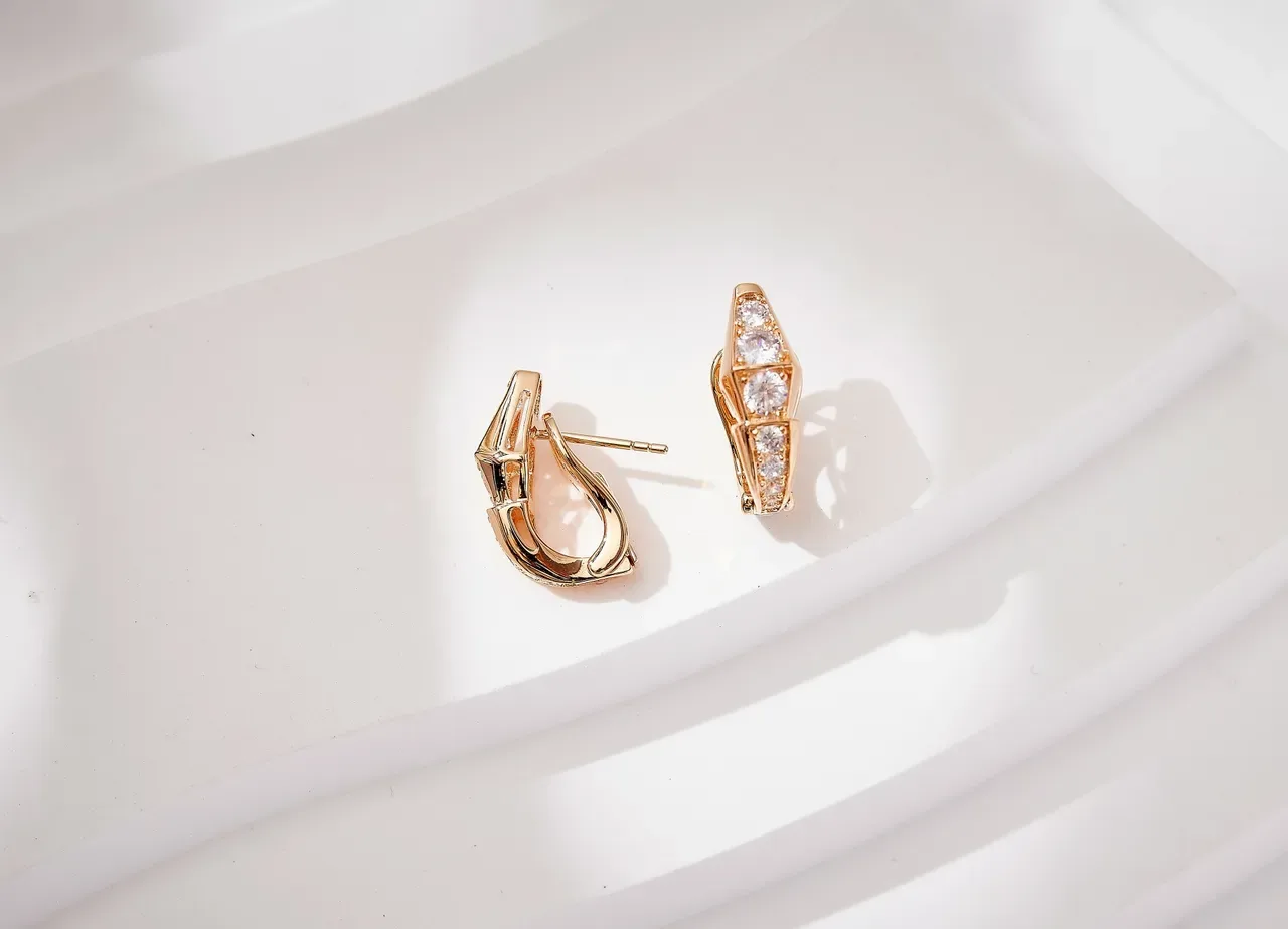 Geometric Pavé-Set Hinged Hoop Earrings 3